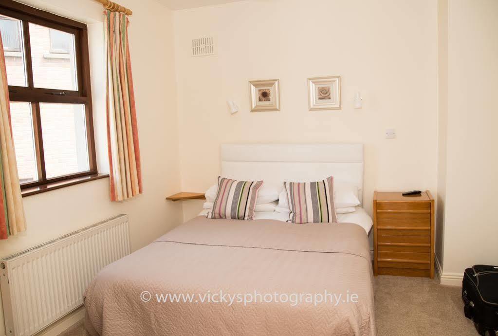 The Townhouse Kilkenny Exterior photo