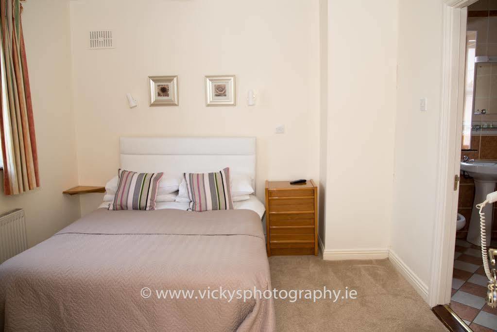 The Townhouse Kilkenny Exterior photo